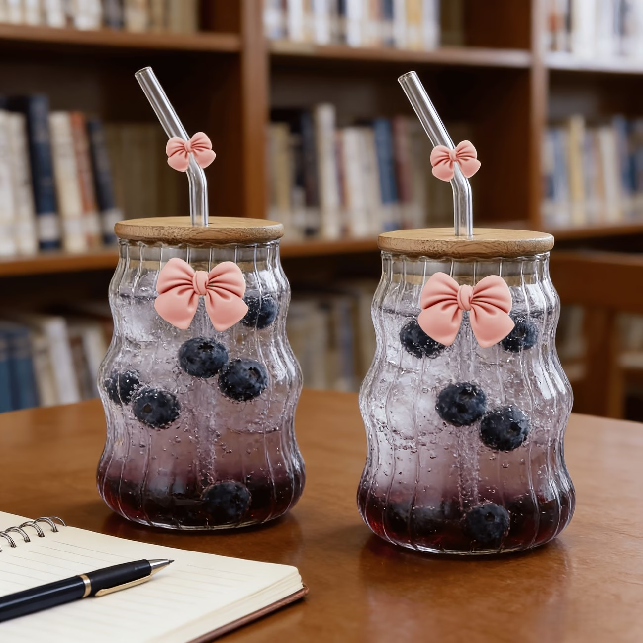 SET DE DOS VASOS CON PITILLOS LAZO ROSA 🎀